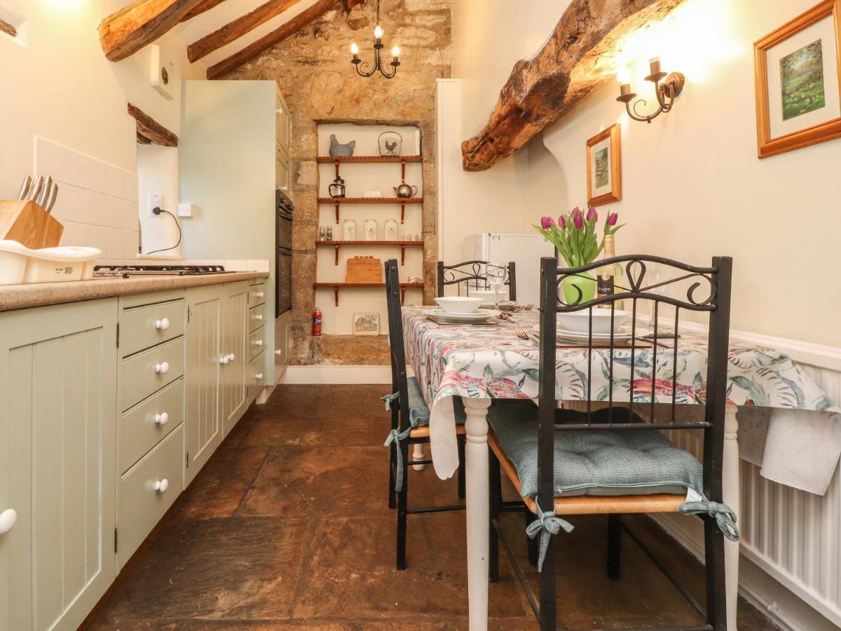 Beehive Cottage Bentham Eksteriør billede